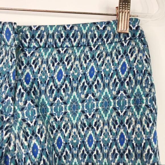 H&M Womens Size 4 Ikat Printed Flat Front Shorts Blue Chino Summer Cotton - Picture 3 of 7